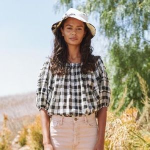 The Great Carriage Top - NWT